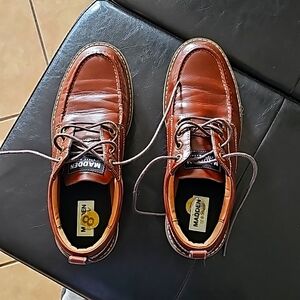 Men's dress shoes